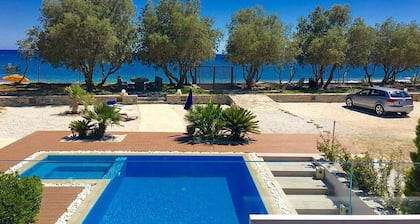 Villa Pelagos - Villa direkt am Meer