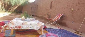 Beautiful authentic riad a mhamid elghizlan 