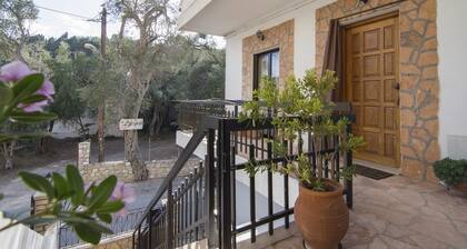 Cosi Apartment in village