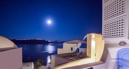 Twin Cave House - Oia
