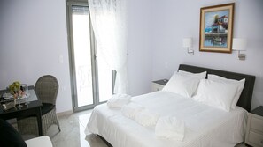 2 bedrooms, in-room safe, iron/ironing board, WiFi - Luxury villa with private pool (CEPHALONIA)