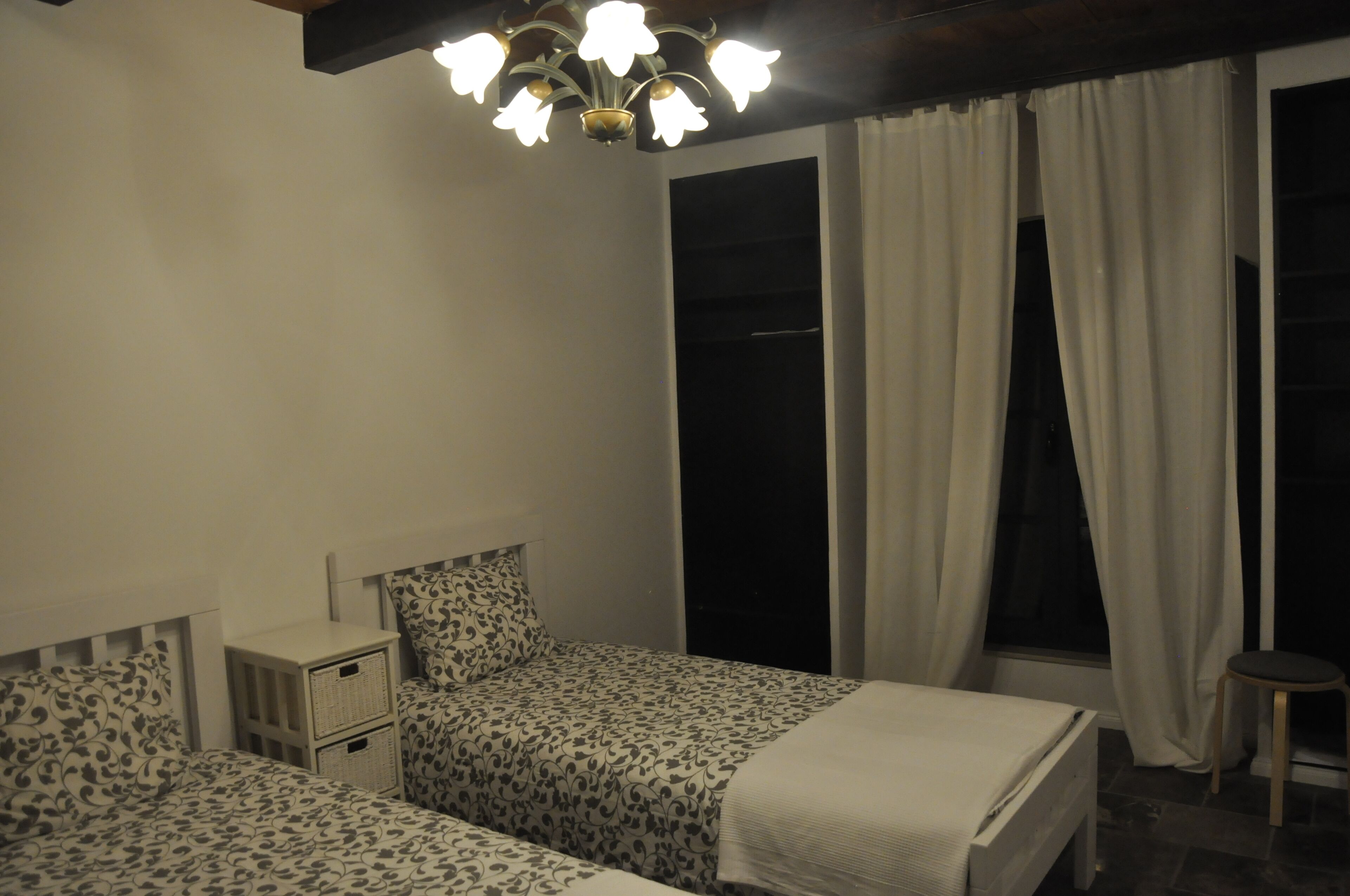 2 bedrooms, in-room safe, iron/ironing board, travel crib