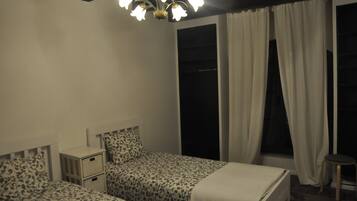 2 bedrooms, in-room safe, iron/ironing board, travel crib