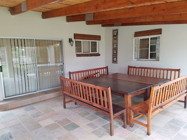 Outdoor dining