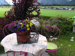 Outdoor dining - Studio in a typical country house (Mieming)