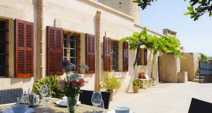 old mill, restored and modernised, pool, quiet location