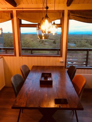 Dining - Múlakot 4 - Cosy country cabin in beautiful surroundings (Borgarbyggð)