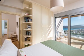 3 bedrooms, iron/ironing board, Internet, bed sheets