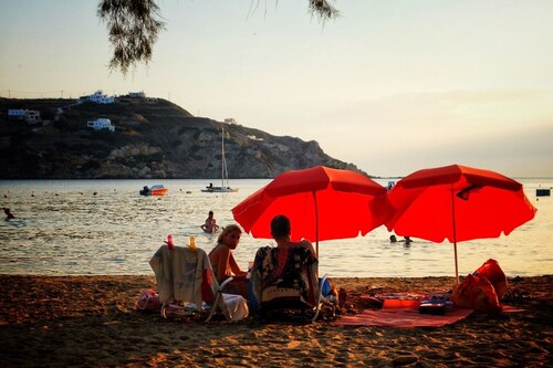 Couchers de soleil égéens (Kini beachfront)