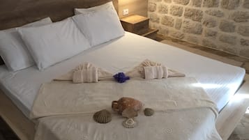 1 habitación, tabla de planchar con plancha y wifi