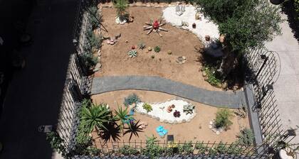 Flat three rooms furnished and equipped with air conditioning and wifi satelite