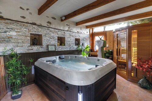 Le Relais de Mont ★★★ – Charming vacation rental with private spa & sauna in Anjou