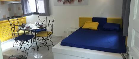 1 chambre, Wi-Fi gratuit, draps fournis
