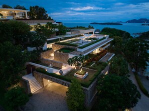Exterior - Spacious 8 bedroom villa, full of amenities with amazing views of the Gulf (Koh Samui)