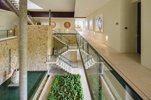 Interior - 6 Bedroom Villa with Gym, Cinema and Meeting Room (Koh Samui)