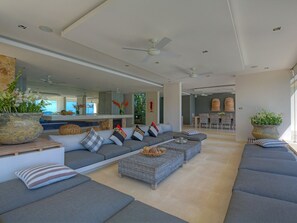 Interior - Beachfront villa perched on the rocky shoreline, uninterrupted sea views (Koh Samui)
