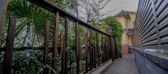 SHINJUKU Premier Properties