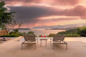 Terrace/patio - 806sqm Luxury villa nestled amongst dramatic rock outcrops (Koh Samui)