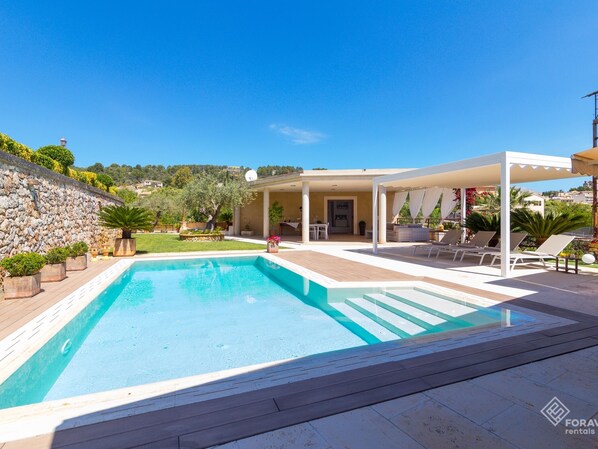 Pool - Sa Mina. Spectacular finca with private pool Selva. (Selva)