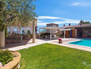 Pool - Sa Mina. Spectacular finca with private pool Selva. (Selva)