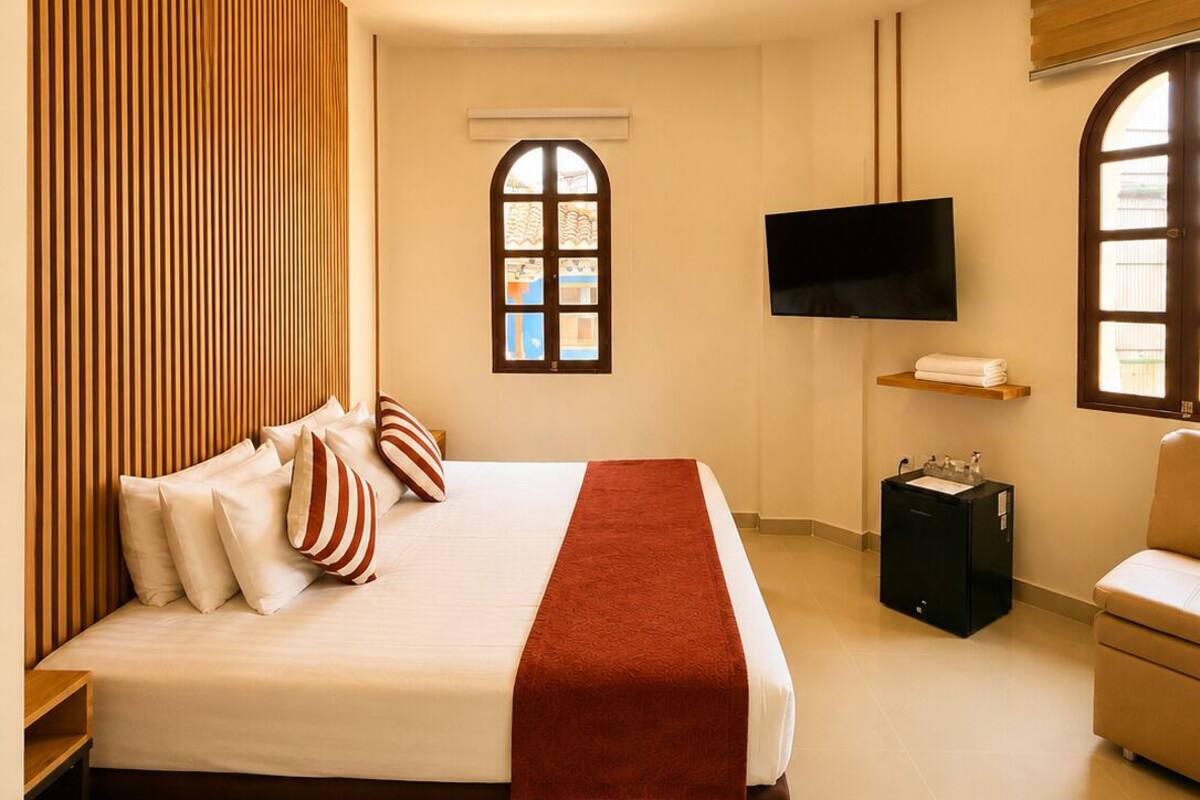 Kamar Superior | Brankas, setrika/meja setrika, Wi-Fi gratis, dan seprai linen