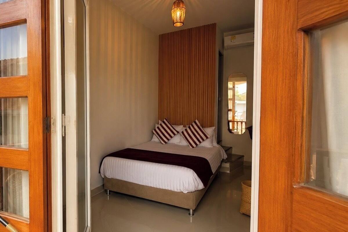 Kamar Kota, 1 Tempat Tidur Double, balkon, pemandangan kota | Brankas, setrika/meja setrika, Wi-Fi gratis, dan seprai linen