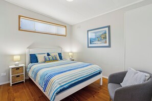 2 bedrooms, iron/ironing board, free WiFi, wheelchair access