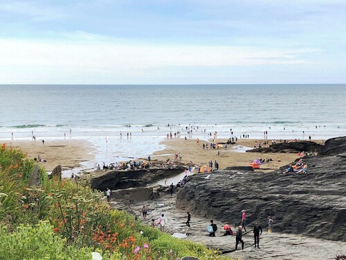 4 bedroom accommodation in Delabole, near Tintagel