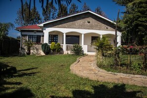 Exterior - Homely space beautiful (Ngata)