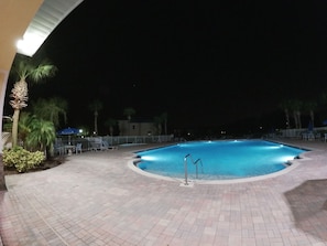 Outdoor pool - Peaceful townhouse in Kissimmee Florida (Kissimmee)