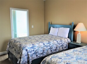 7 bedrooms, internet