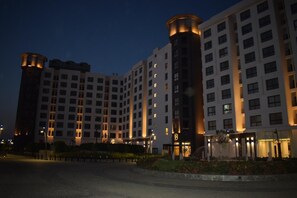 Exterior - 2 Bedroom Duplex in Porto New Cairo (New cairo)