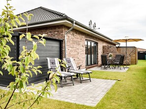 Outdoor dining - Tim's Huus beach breeze (Gelting)