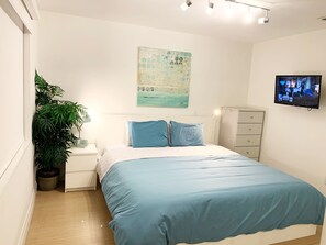 1 Schlafzimmer, Bügeleisen/Bügelbrett, Reisekinderbett, kostenloses WLAN