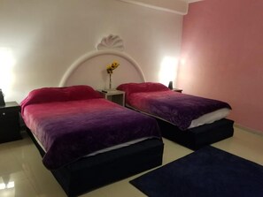 Wifi gratis y ropa de cama