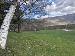 Golf - Your Private Vermont Vacation Getaway!  10 min. to VT Summer Festival. (Danby)