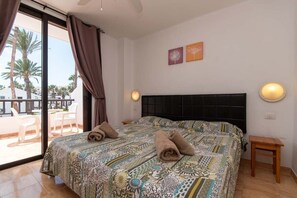 2 makuuhuonetta, silitysrauta/-lauta, Wi-Fi, vuodevaatteet