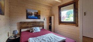2 Schlafzimmer, Bügeleisen/Bügelbrett, kostenloses WLAN