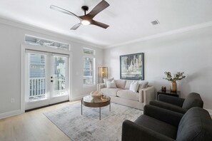 Smart TV - My Happy Place - Canopy Vacations (Santa Rosa Beach)