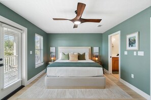3 bedrooms, travel crib, WiFi