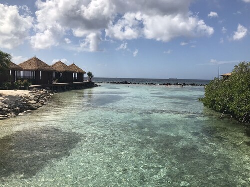 Casita in Palm Beach ARUBA - Pool and BBQ next to Raquet Club