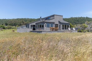 Exterior - A Stone's Throw Away from the Spectacular Sights and Sounds of the Ocean (The Sea Ranch)