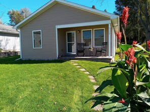 Exterior - Enjoy this relaxing home (Manitou Beach-Devils Lake)