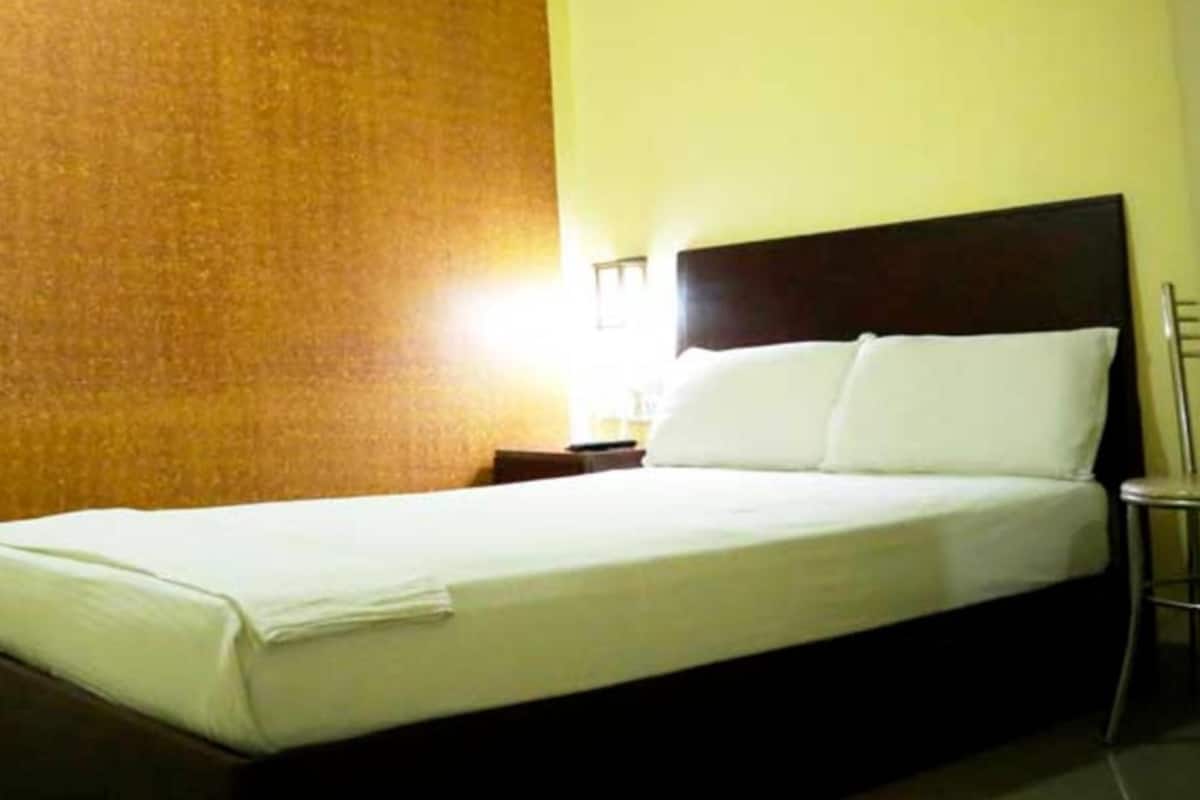 Wi-Fi de cortesia, roupa de cama