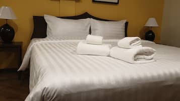 In-room safe, free WiFi, bed sheets