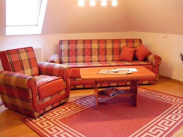 Unclassified image, 1 of 16, button