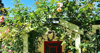 Kymmik Cottage - A slice of Tasmanian paradise