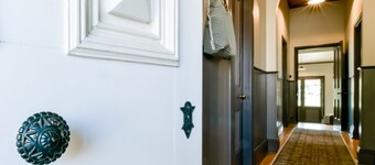 Beechworth Waterfall Cottage 