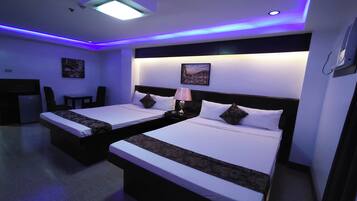 Habitación ejecutiva (Deluxe) | 1 habitación, decoración personalizada, escritorio y wifi gratis