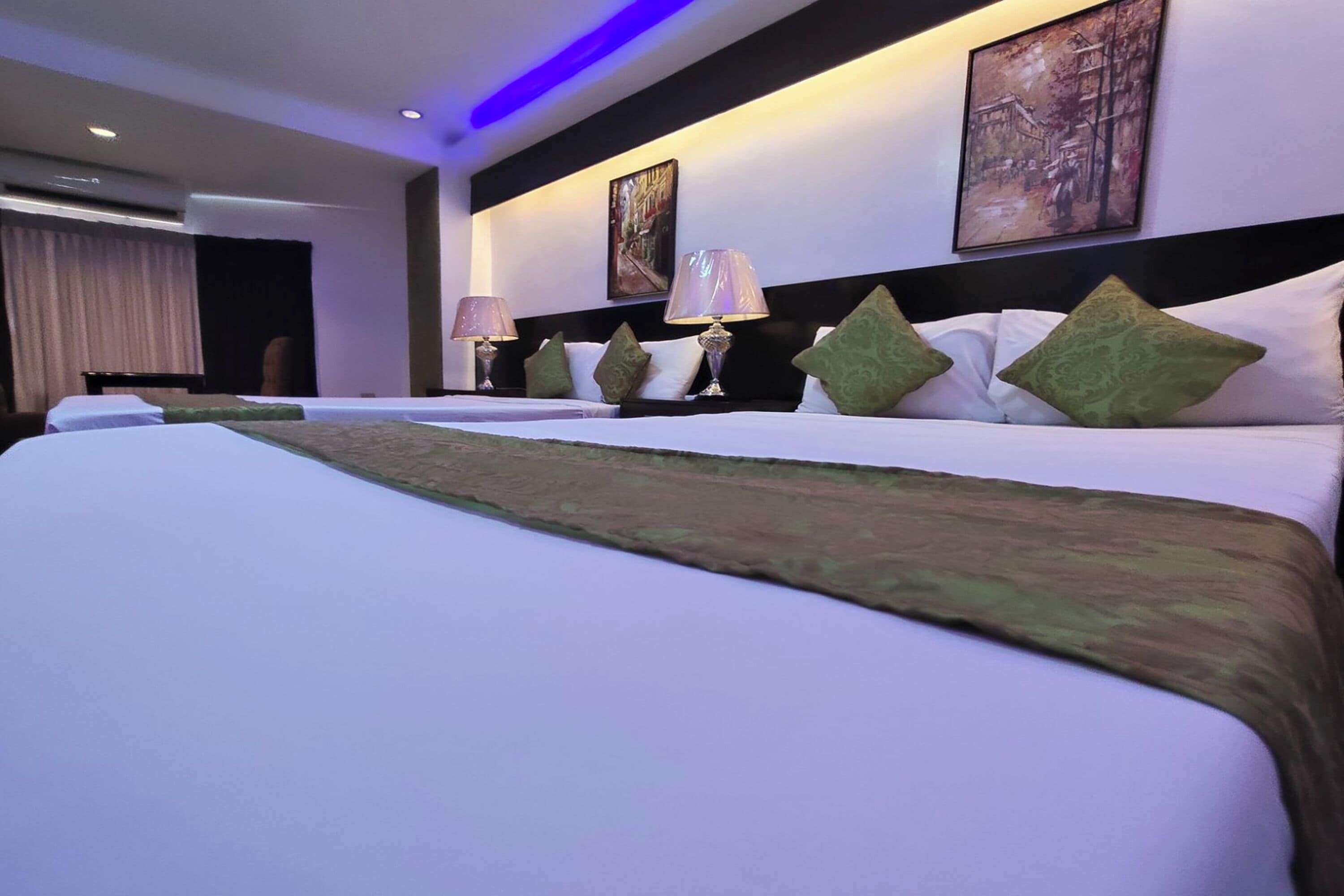 Executive Double Room | Individually decorated, desk, free WiFi, bed sheets
